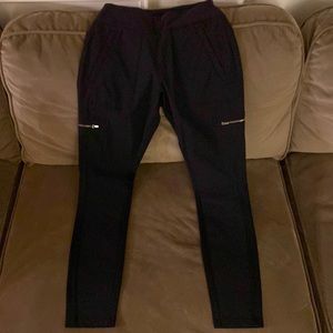 Athleta highlands Hybrid Cargo